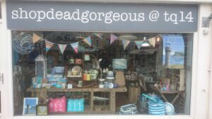 Shopdeadgorgeous@q14